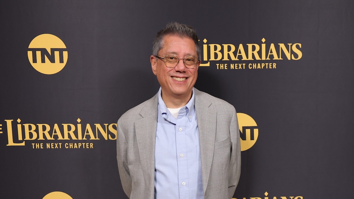 Dean Devlin Dishes on THE LIBRARIANS: THE NEXT CHAPTER's Magical Homecoming