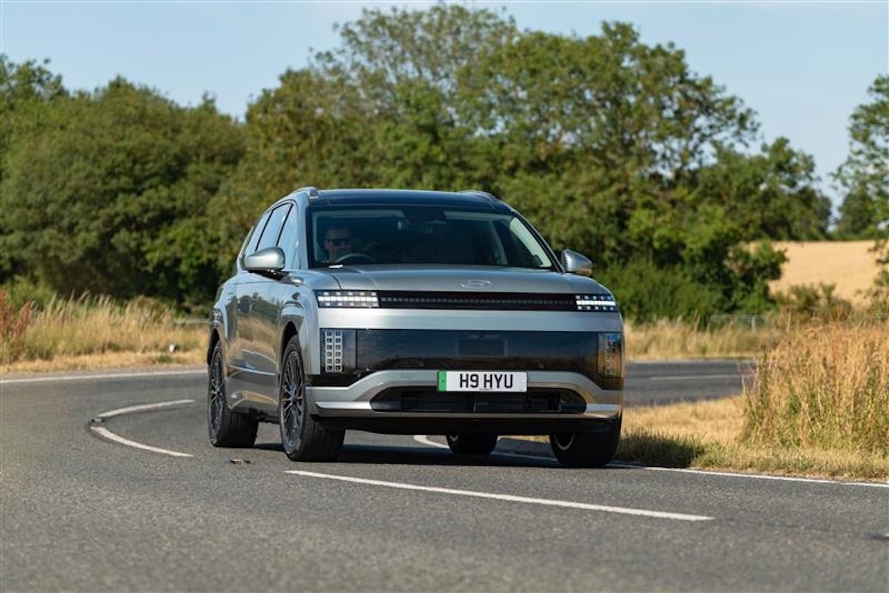 Hyundai Ioniq 9: The UK's New Luxury Electric SUV Arrives from £64,995