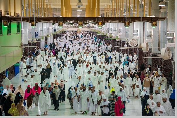 حكم الصعود على جبلي الصفا والمروة في أداء مناسك الحج