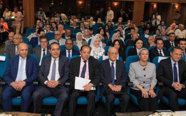 علي هامش إطلاق حملة " قللها"