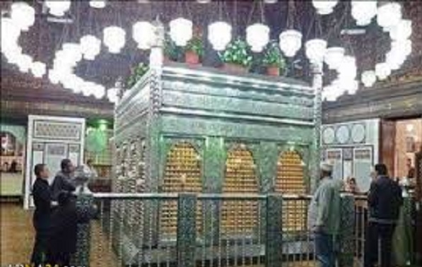 "عاشوراء"..نجاة موسى وذكرى استشهاد الحسين وقرار منتظر بغلق ضريحه