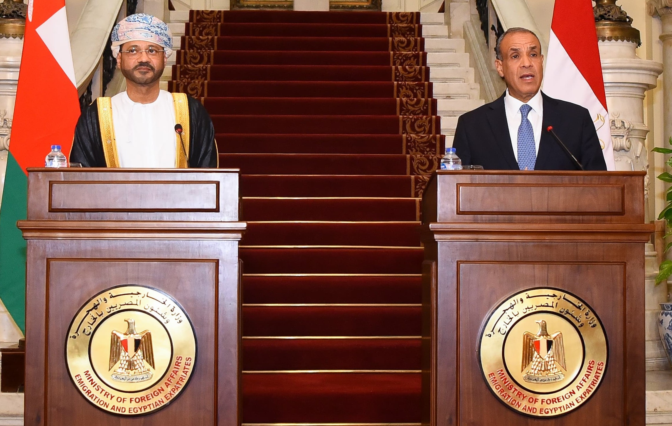 تفاصيل المؤتمر الصحفي المشترك بين وزيري الخارجية المصري والعماني