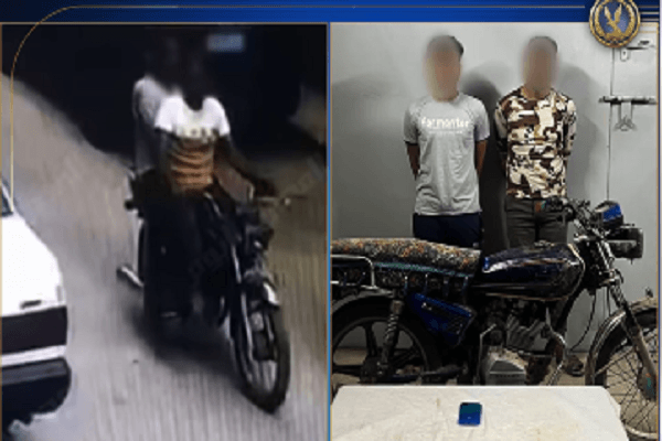 ضبط عاطلين سرقا تليفون محمول طالب اثناء سيره بالطريق العام بأسيوط.. فيديو