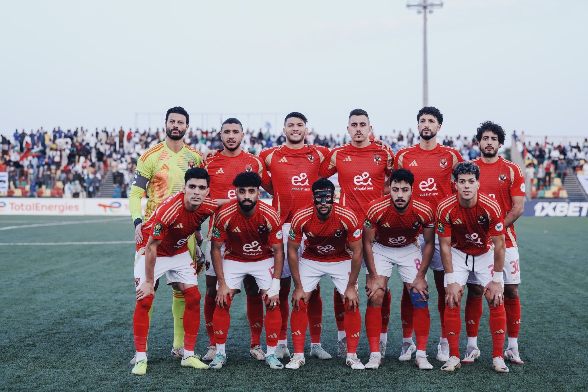 ثلاثى الأهلى يزين التشكيل المثالى لإياب ربع نهائى دورى الأبطال