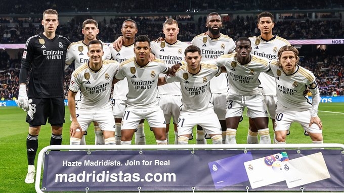 أنشيلوتي يعلن قائمة ريال مدريد لمباراة برشلونة في الدوري الإسباني
