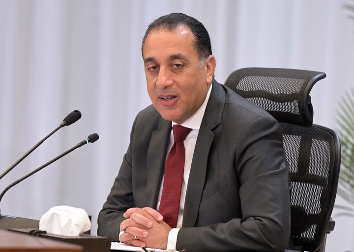 الحكومة: الاستعداد لتنفيذ قانون الرقم القومي العقاري بعد تصديق الرئيس عليه