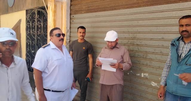أسباب غلق وتشميع جهاز الشروق لـ(7) مولات داخل المدينة.. بالصور