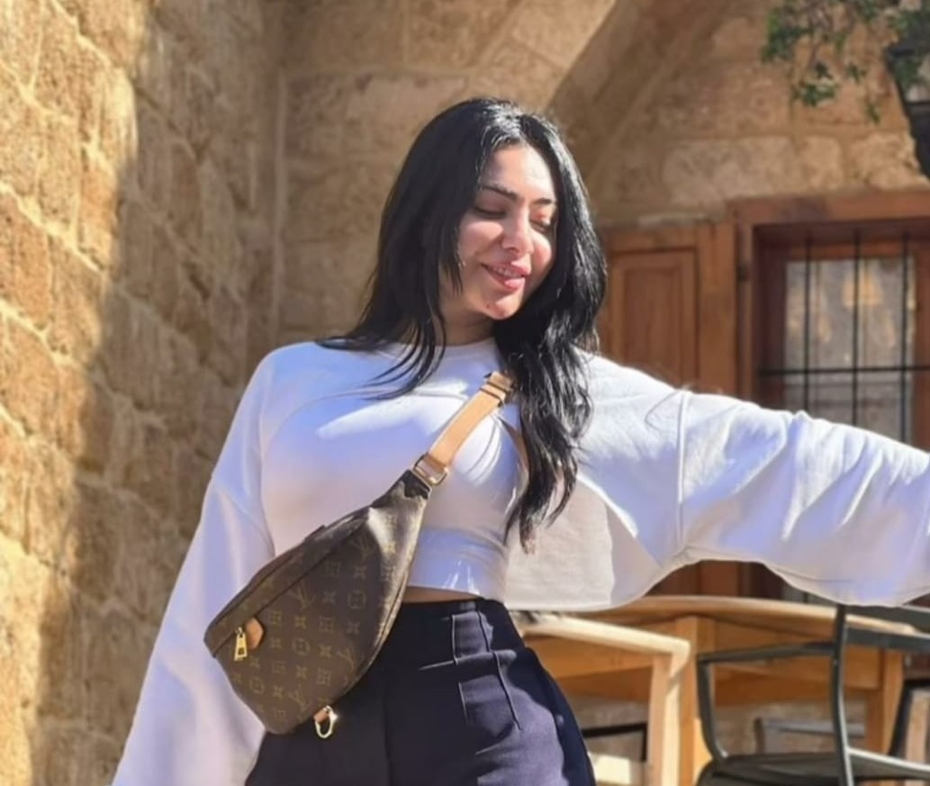 ميرهان حسين تخطف القلوب بظهورها المبهج من لبنان .. شاهد
