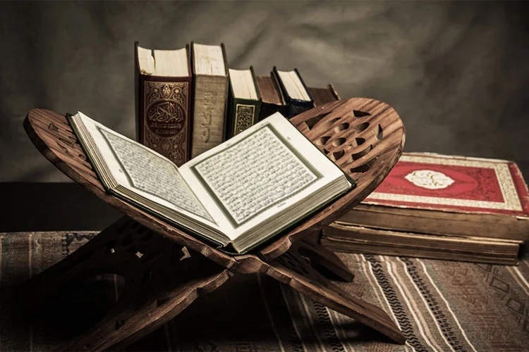 لغة القرآن.. عصا موسي ومنسأة سليمان