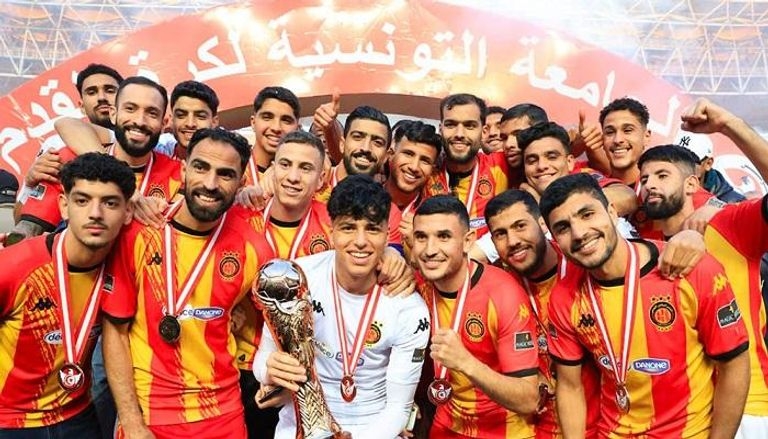بمكياج ناعم.. مى كساب تبهر متابعيها بظهورها المميز