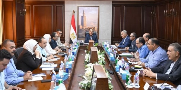 مدبولي يصدر قرارًا بشأن سكان العمارات الآيلة للسقوط بالإسكندرية