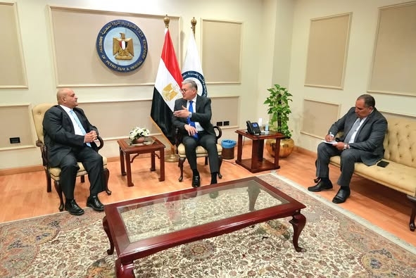 "بدوي" يدعو لرؤية عربية لتصدير الطاقة الخضراء إلى أوروبا عبر مصر