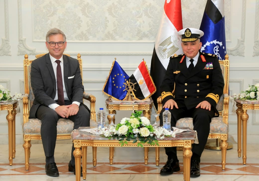 الإتحاد الأوروبى يسلم مصر لنشات بحث وإنقاذ من طراز (SAR-1700)