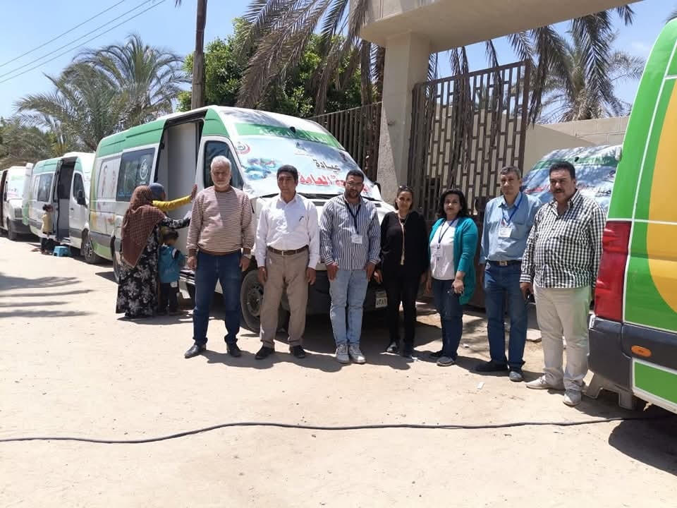 تقديم الخدمات الطبية لـ 618 مواطن خلال قافلة بنقطة نجم بمطاي
