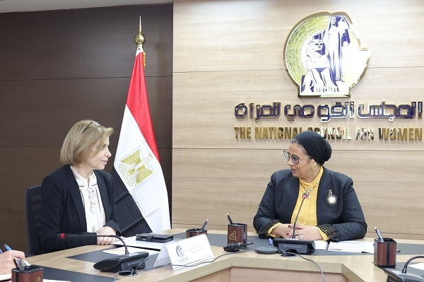 المستشارة أمل عمار تستقبل وفدا من البنك الدولي لتعزيز التعاون