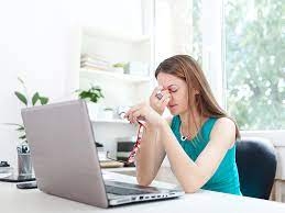 احذر..الجلوس لفترات طويلة يعجل بالخرف