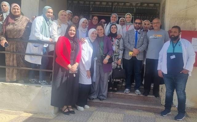 تفاصيل زيارة وفد هيئة الرقابة والاعتماد للمنشآت الصحية بالشروق.. صور