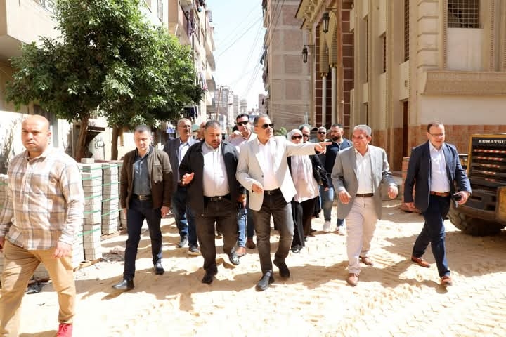 4 ملايين و582 ألف جنيه تكلفة تركيب بلاط إنترلوك بمدينة الزقازيق