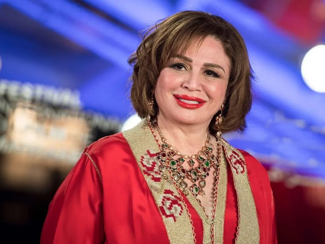 إلهام شاهين: عادل إمام صاحب فضل عليا وعلمنا إن الفن رسالة