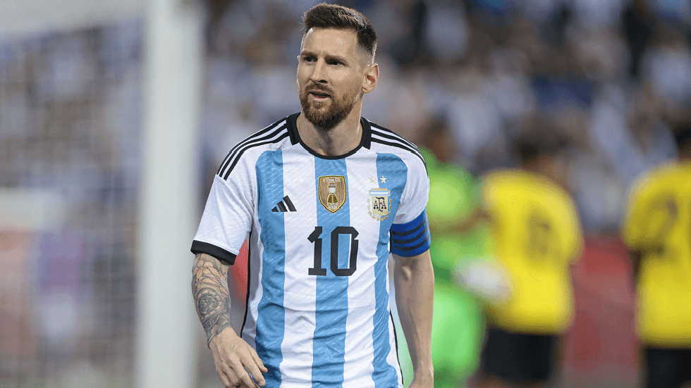 ميسي يكشف سر غيابه عن قائمة الأرجنتين بتصفيات المونديال
