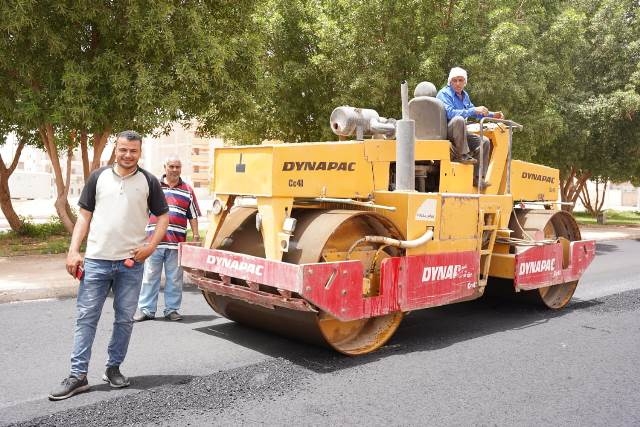 شاهد بالصور تطوير أهم المحاور والطرق الرئيسية فى سوهاج الجديدة