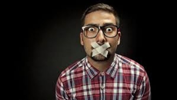 حسن الخلق أثقل ما في الميزان..وتحذير من تسويغ الفحش في الخلافات