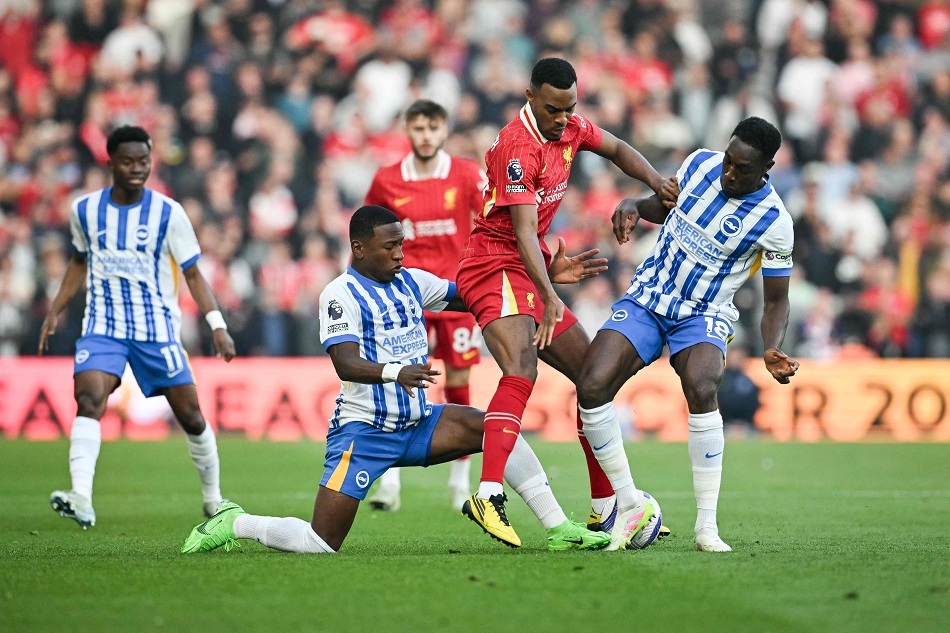 ليفربول ينهى الشوط الاول أمام برايتون بالتقدم بهدفين