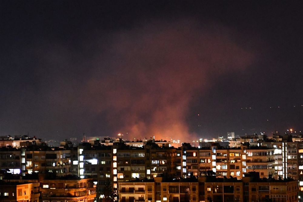 انفجارات عنيفة تهز القدس.. وهجوم إيراني على بئر السبع