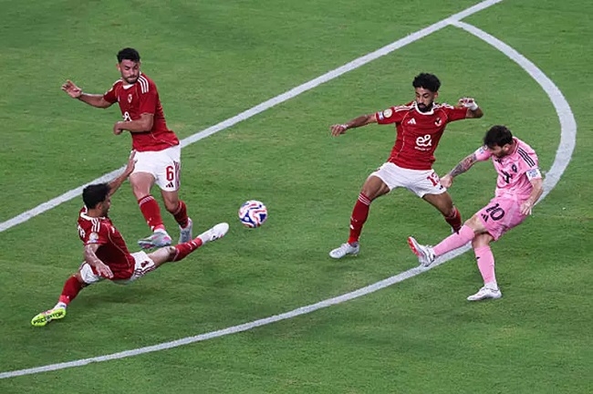 فوز وحيد وتعادل وهزيمتين وهدف يتيم و4 أهداف داخل الشباك