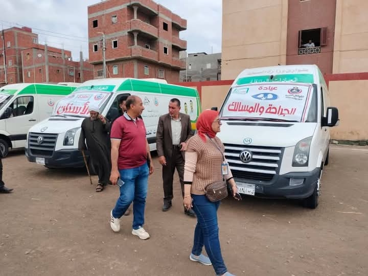 علاج 1409 مواطنا بالمحان في قافلة طبية بدمياط