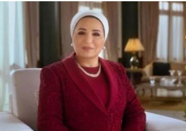 السيدة انتصار السيسى تهنئ أبناء مصر الأقباط بعيد القيامة المجيد