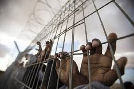 وفاة أسير فلسطيني في سجون إسرائيل ومقتل آخر جنوب جنين
