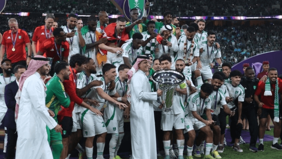 هل يواجه الأهلي السعودي الشارقة في كأس السوبر.. الاتحاد الآسيوي يرد