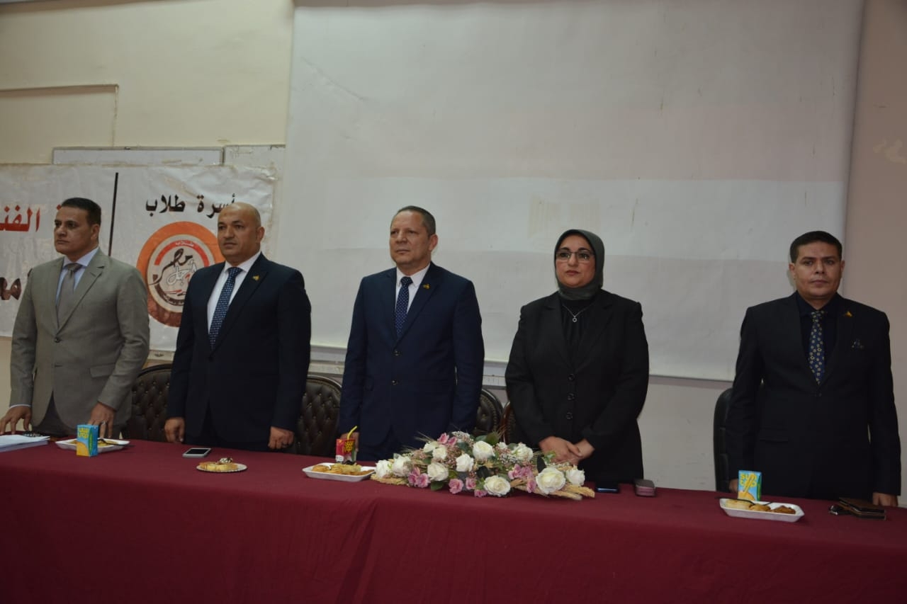 رئيس جامعةدمياط يشهد ندوةالإنتماء والولاء للوطن بالفنون التطبيقية