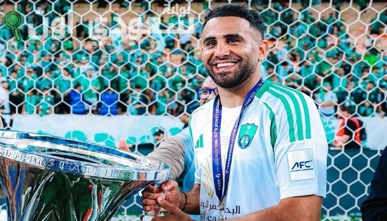 رياض محرز يكشف حقيقة مشاركته مع الهلال السعودي في كأس العالم للأنية