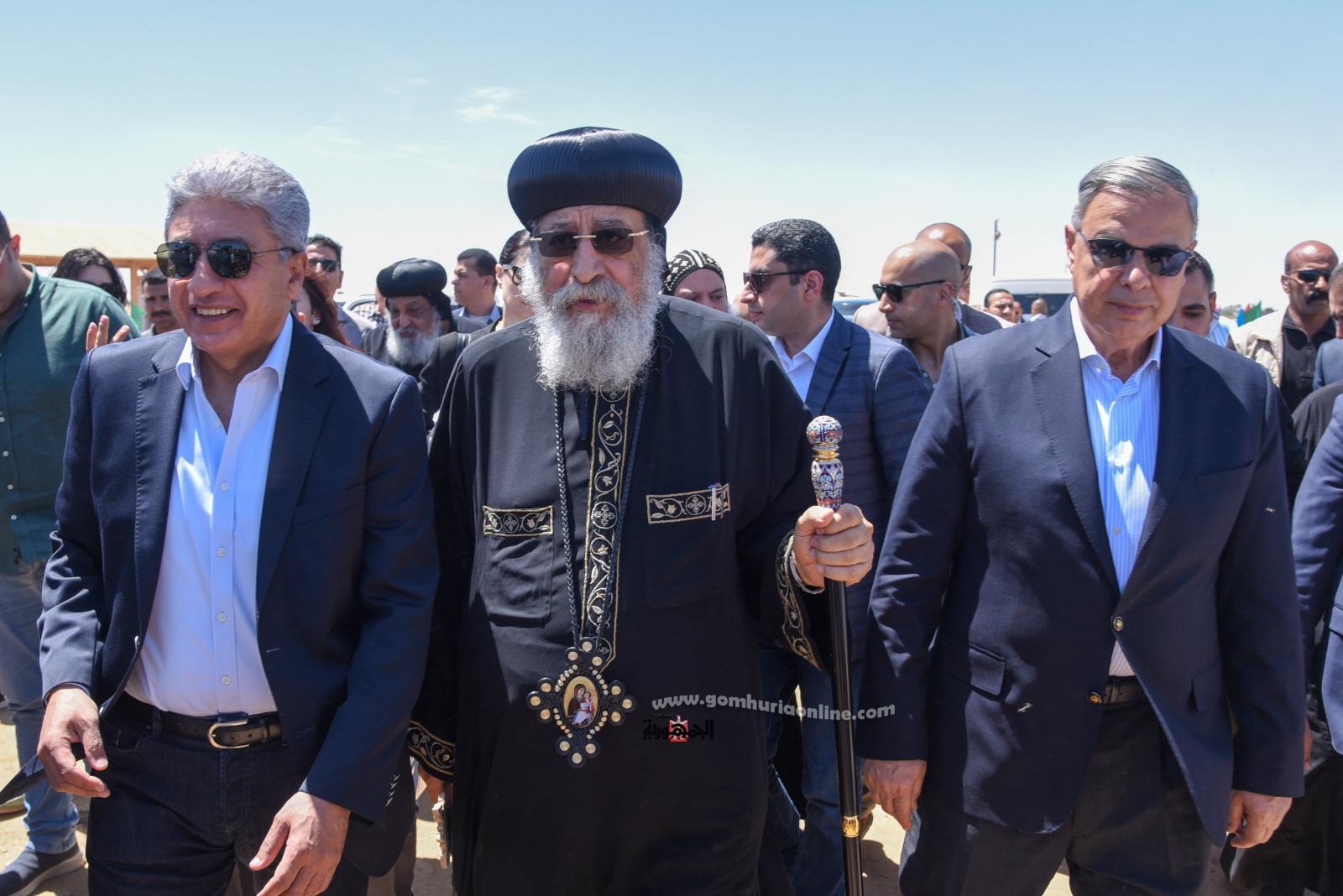 برفقة الفريق أحمد خالد حسن محافظ الإسكندرية