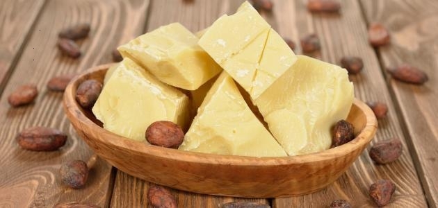 فوائد زبدة الكاكاو لجمال الشقاة