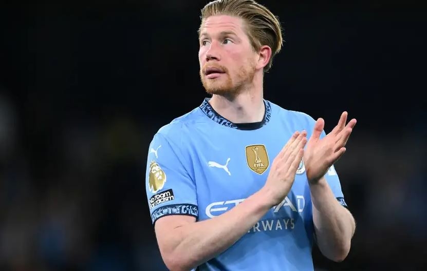 ملعب الاتحاد يودع أسطورة مانشستر سيتي كيفن دي بروين- فيديو