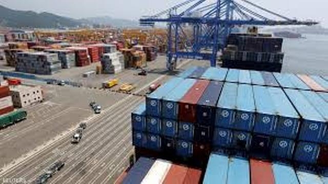 الرسوم الأمريكية.. تراجع صادرات كوريا الجنوبية 2.4% مطلع مايو
