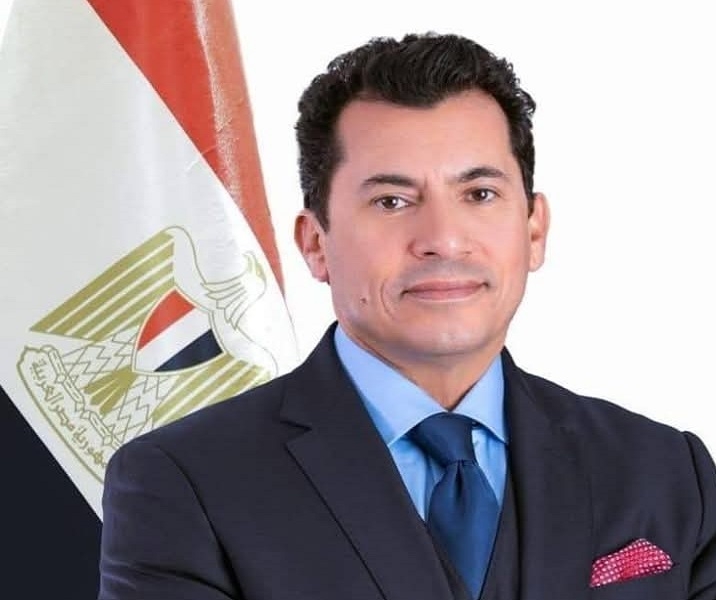 وزير الشباب يهنئ اتحاد السباحة والبطل عبد الرحمن سامح لتأهله لبطولة العالم بسنغافورة 2025
