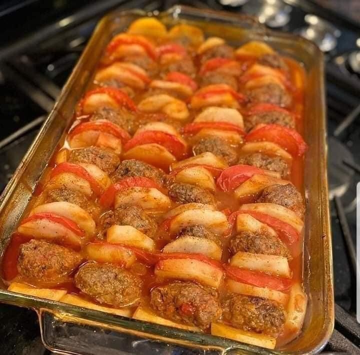 لغداء شهى..صينية كفتة بالبطاطس خطوة بخطوة