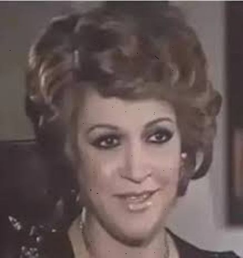 نادية عزت..حققت شهرة فى ونيس..وظهرت لأول مرة فى معبودة الجماهيرة