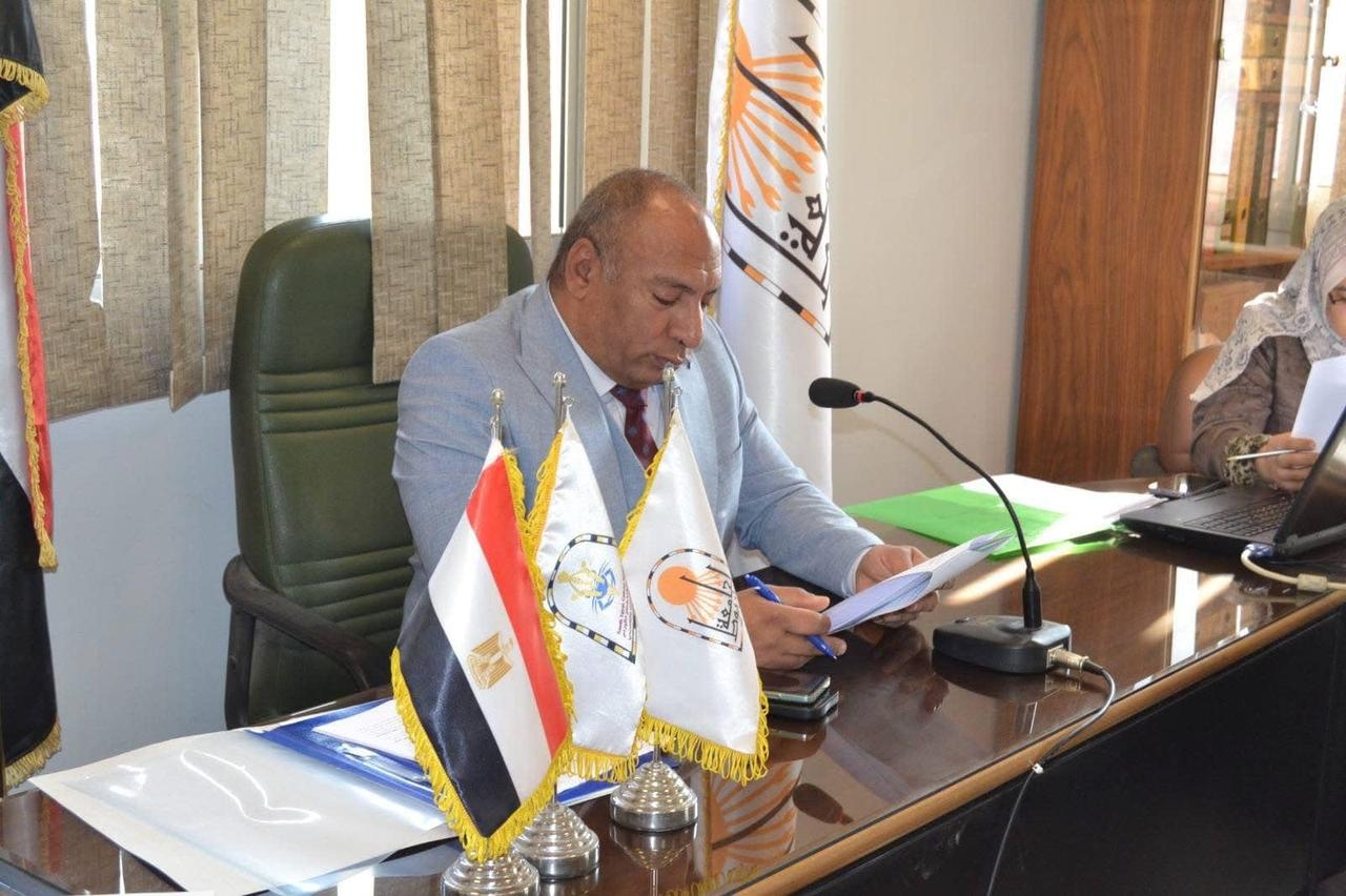 فريق طبي بمعهد جنوب مصر للأورام ينجح في استئصال ورم سرطاني