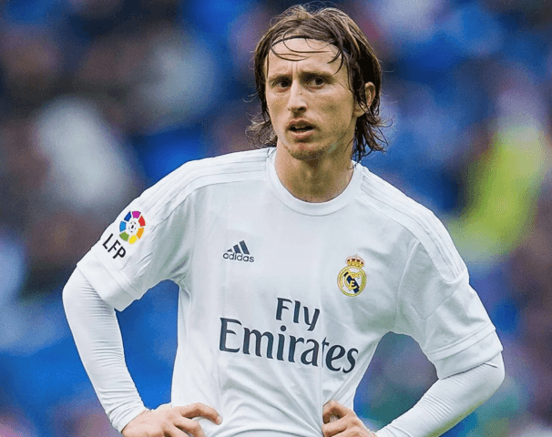 رسميا.. رحيل مودريتش عن ريال مدريد