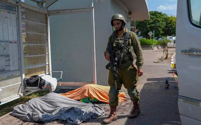 إسرائيل: إصابة 15 شخصا بينهم حالات خطيرة جراء قصف إيرانى