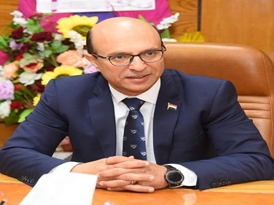 الجهاز الإداري بجامعة أسيوط ينجح في الحصول على تجديد شهادة الأيزو
