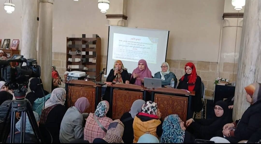 ملتقى المرأة بالجامع الأزهر يناقش طرق تأهيل التأخر اللغوي للأطفال