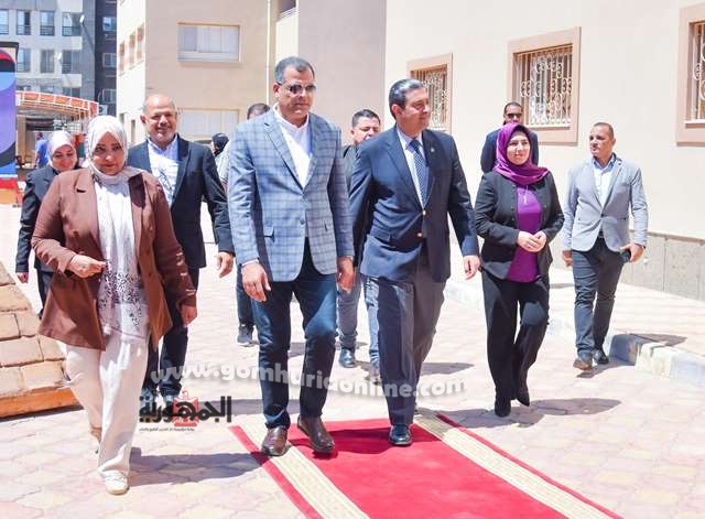 مدرسة النيل المصرية الدولية تكرم محافظ دمياط