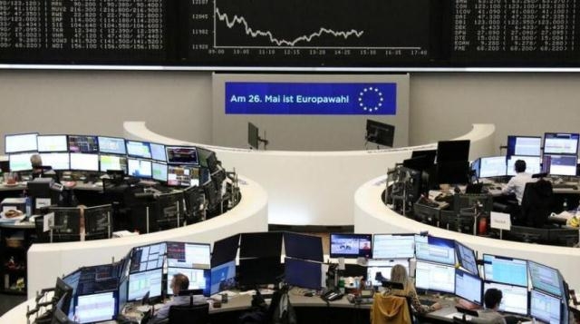 ارتفاع الأسهم الأوروبية مسجلة مكاسب لسادس أسبوع على التوالي