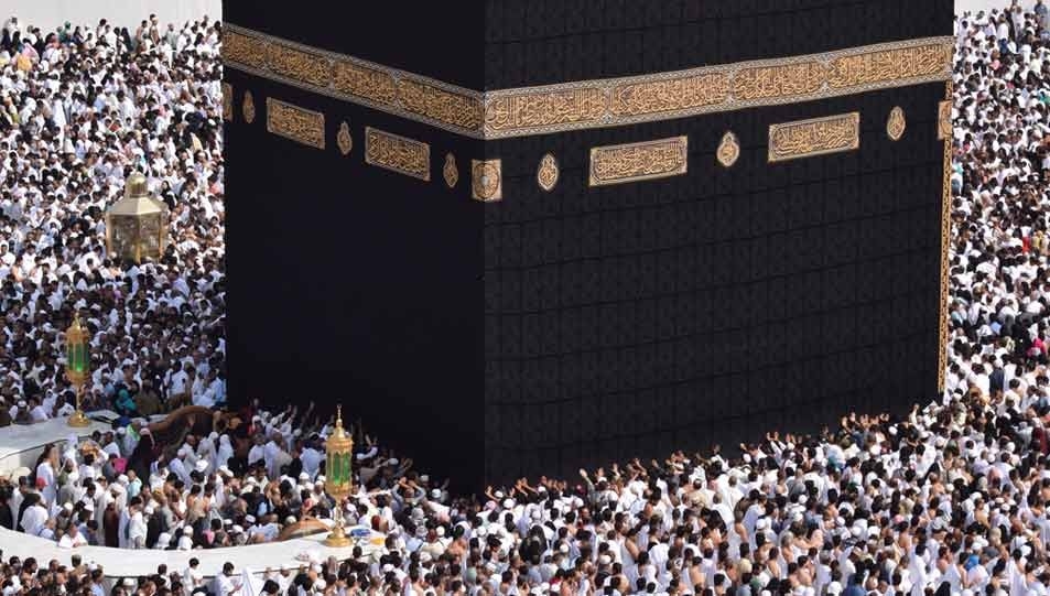 هل يجوز اقتطاع تكاليف الحج من تركة المتوفى للحج عنه؟ الإفتاء توضح